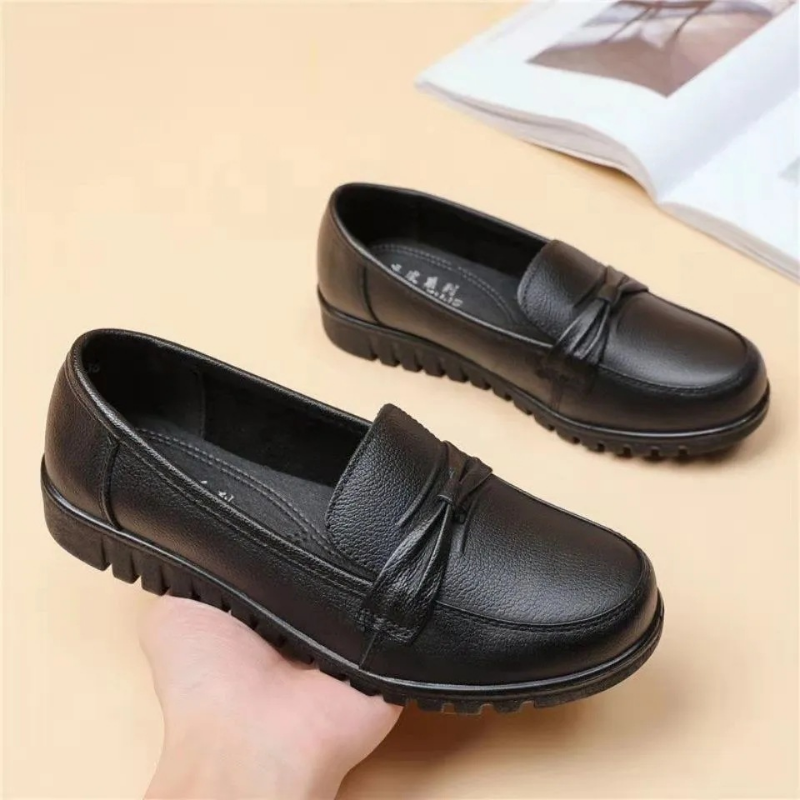 Lente Vrouwen Schoenen Lage Top Ronde Kop Loafers Waterdichte Zachte Lederen Schoenen Effen Kleur Veelzijdige Casual Schoenen Zapatos Mujer