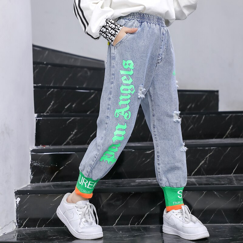 Barn jeans tjejer byxor rivna denim harem byxor hål gröna bokstäver träningsbyxor barn jeans 7 8 9 10 11 12 år tjejer