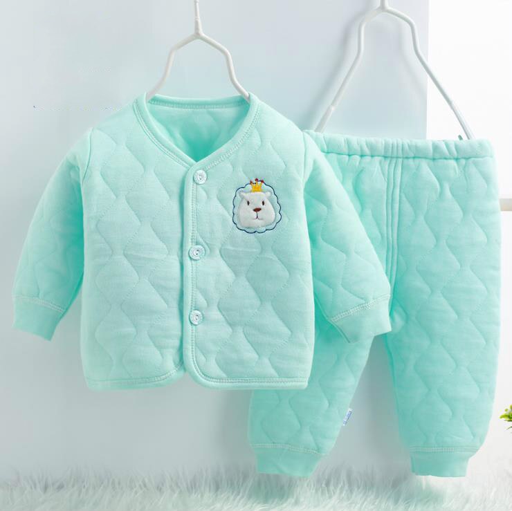 The newborn's thermal underwear set, with a cartoon top.