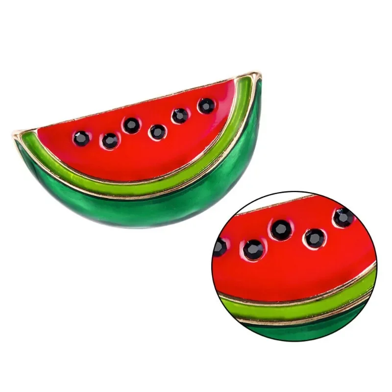 2/4 schattige broches van legering in de vorm van een watermeloen, geschikt voor het versieren van tassen, kleding, hoeden en sjaals.