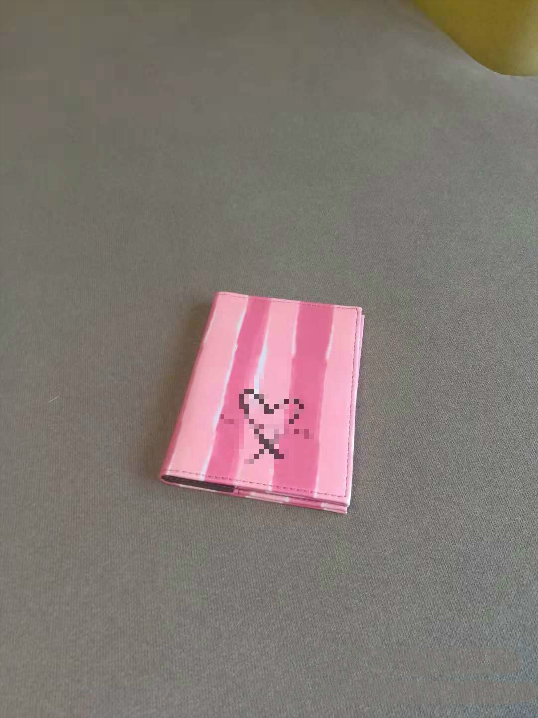 Mode Mannen Vrouwen Reizen Lederen Beschermhoes Pakket Kaarthouder Bloemen Protector Paspoort Portemonnee Credit Paspoort Kaart