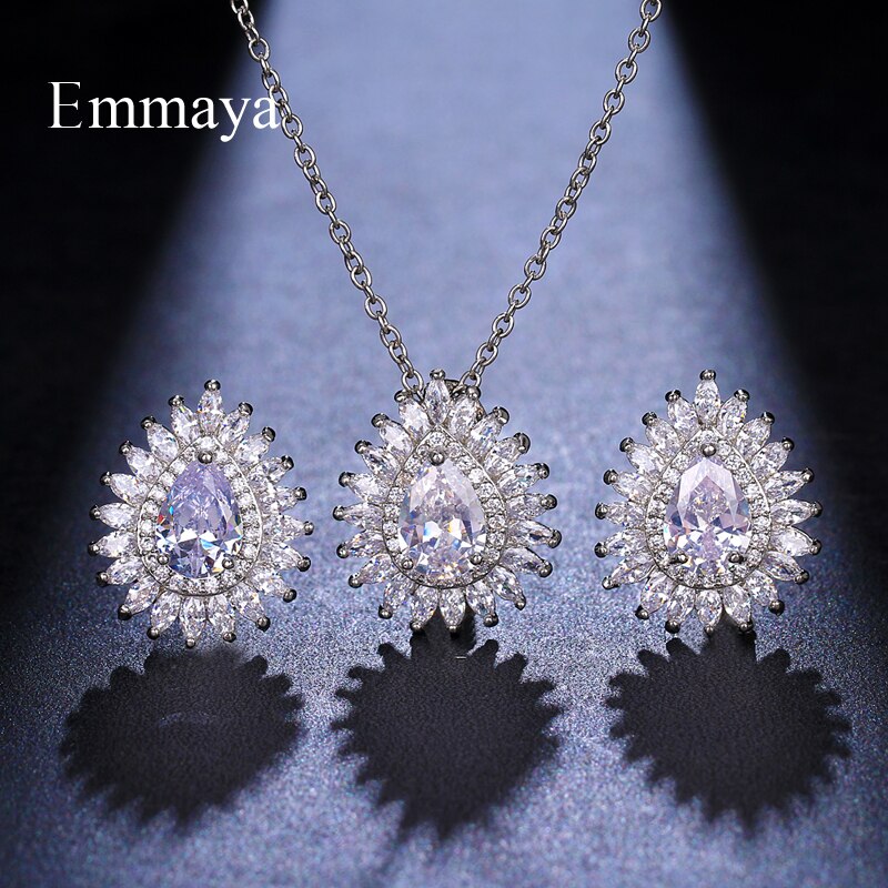 Emmaya classique goutte d'eau forme boucle d'oreille et collier Noble ensemble de bijoux pour les femmes zircone décoration en Banquet