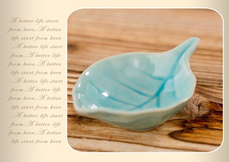 Plato de cerámica con estilo de hojas de esmalte de hielo, plato para sushi, plato de especias, 5 colores opcionales, plato pequeño de hojas al por mayor: Sky Blue