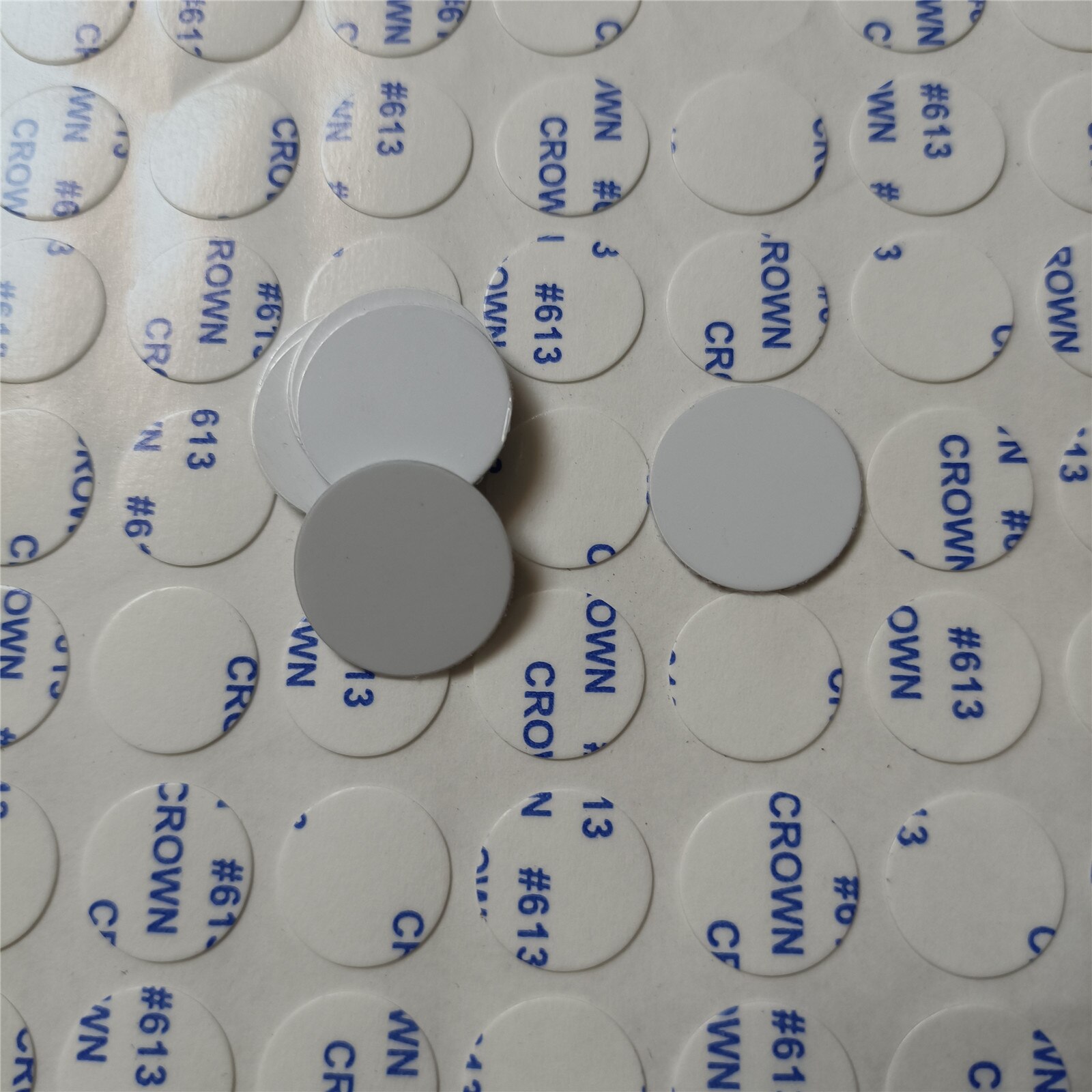 50pcs/lot Blank Sublimable Round Aluminum Patch 16mm 18mm 20mm 25mm 30mm 38mm Diameter 1.6cm 1.8cm 2cm 2.5cm 3cm 3.8cm: 18mm Patch and Tape