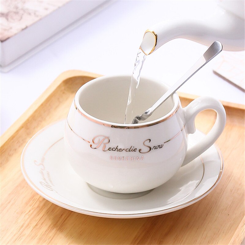 European Simple Cute Coffee Cup with Saucer Spoon Set Bone China Ceramic Tea Cup Office Milk Mug Drinkware