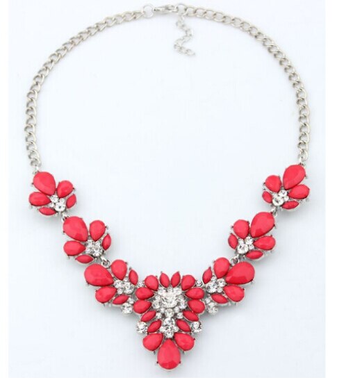 Moda biżuteria kobiety luksusowy kołnierzyk z kryształu górskiego kolorowy kryształ kolia kwiatowa Choker kreatywne naszyjniki wisiorki kobiety biżuteria: XL153red