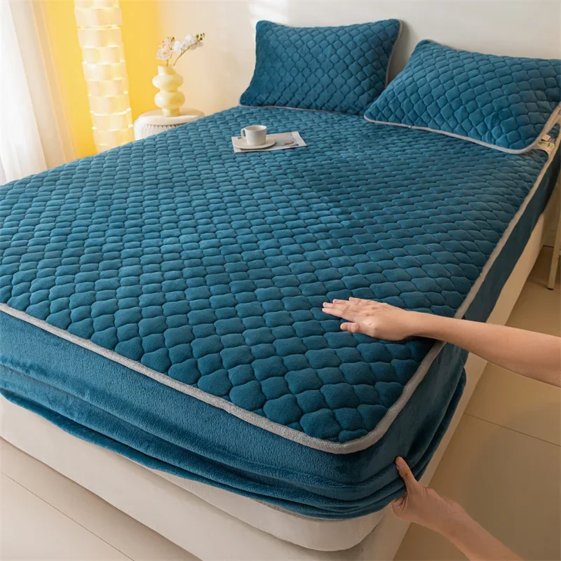 Super dikke fleece warme matrashoes All-inclusive pluizig gewatteerd hoeslaken Effen kleur matrasbeschermer voor de winter: Bed 180 / Blauw