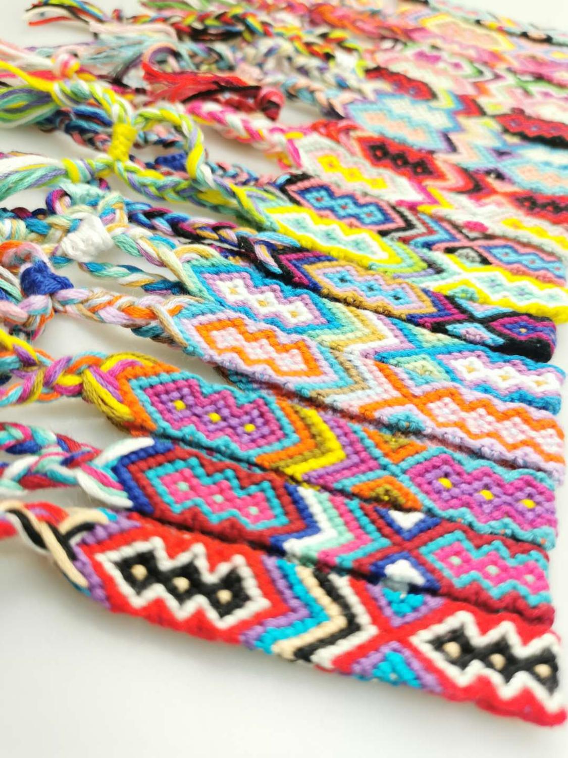 Boho Handwove di Amicizia Del Braccialetto Delle Donne Della Ragazza 100pz Casuale di colore Del Ricamo Stringa tutto'ingrosso Della Spiaggia di proprietà di Surf Gioielli Regalo