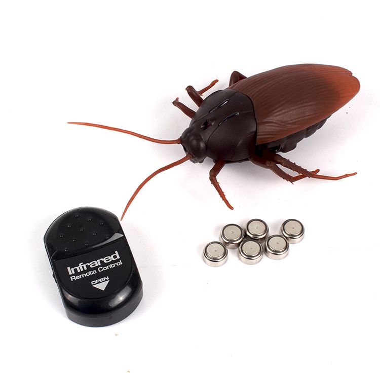 Remote Control Cockroach Toy Infrared Electric Simulation Insect Toy Prank Insects Joke Scary Trick Bugs for Adult