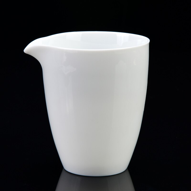 Ceramic Handmade Tea Sea Male Cup Chinese Teaset Fair Cup Hand Grasping Antique Tea Separator Tea Accessories