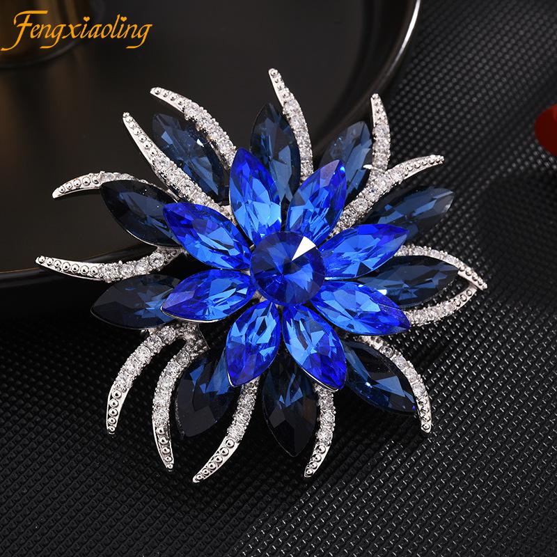 Fengxiaoling Mode Metalen Zirkoon Broches Voor Vrouwen Blue Zircon Bloemen Broches Kantoor/Carrière Vrouwelijke Fijne Sieraden