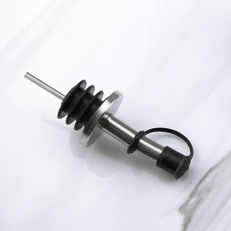 Stainless steel wine Olive Oil Pourer Dispenser Spout Glass Bottle Pourer With Cap Kitchen Accessories: C5 Curved
