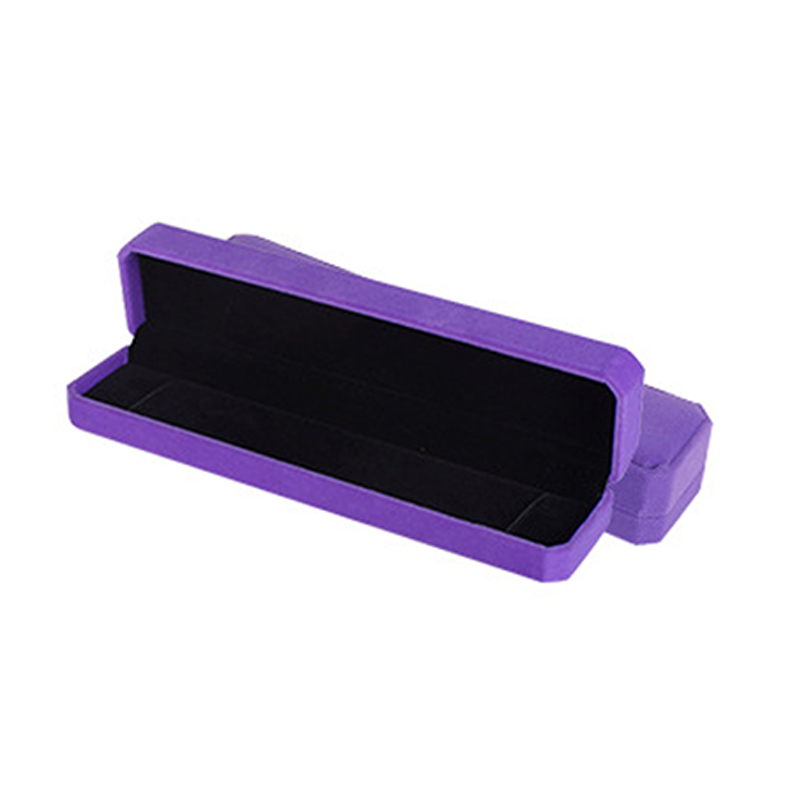 1 PC Storage Presentation Necklace/Bracelet/Ring/Pendant Jewelry Box Velvet Case Plastic Display Box 4 Colors: Purple Necklace Box