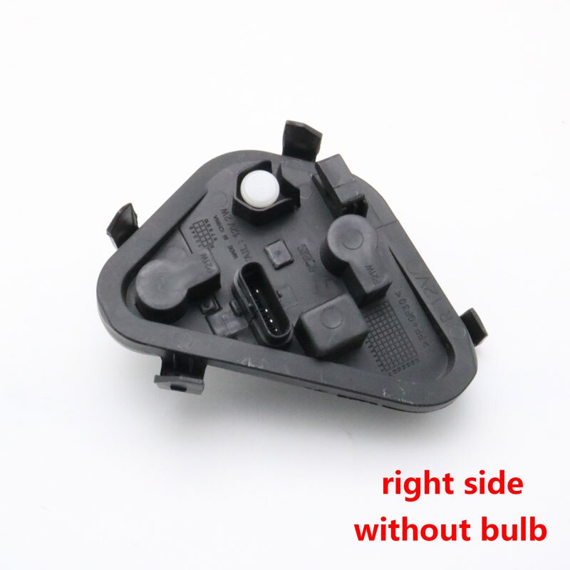 Rear Tail Light Bulb Holder Talight Brake Light Stop Lamp Bulb Hole Bulb Socket For BMW 3 Series 316 320 328 F30 F35: without bulb right