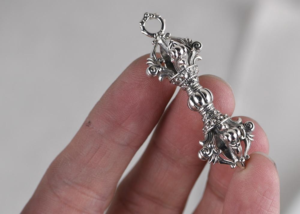 100% 925 Zilveren Tibetaanse Dorje Hanger 925 Sterling Boeddhistische Vajra Hanger Massief Zilveren Tibetaanse Vajra Dore Amulet Hanger