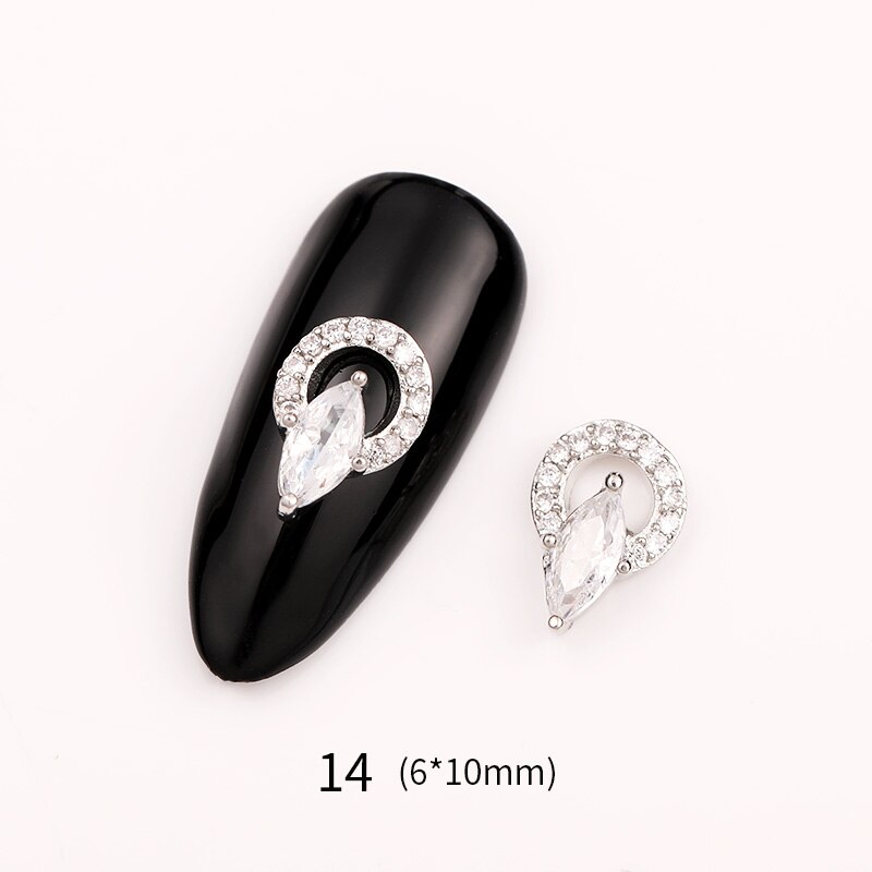 1 Pc 3D décoration d'ongle strass petit papillon fée Bling Nail Art pierres coloré Nail Art accessoires bricolage conseils de