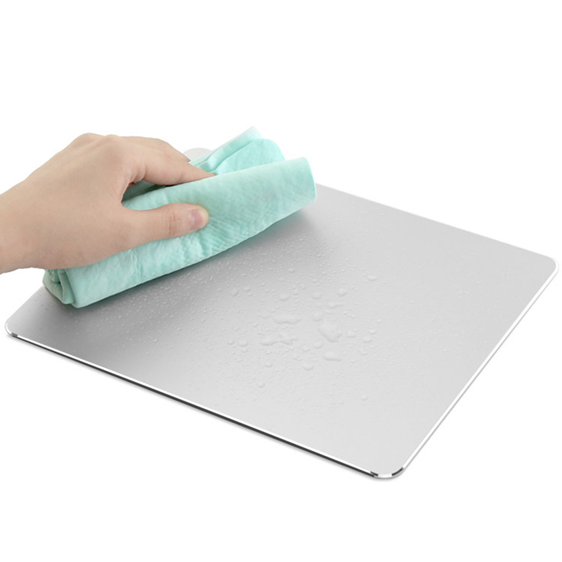Tapis de souris en aluminium et métal, dur, lisse, mat, fin, antidérapant, étanche, contrôle rapide et précis, pour le bureau et la maison