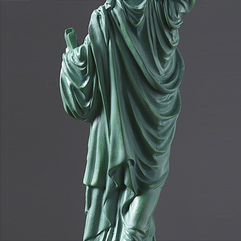 USA Resin Statue of Liberty Model Decoration Living Room Home Decor Office Desktop Decorative Sculpture Modern Art Crafts