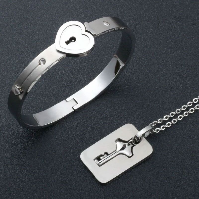 Setti ruostumaton teräs amor rakkaus sydän lukko avain pari rannekoru hänen kuningas ja kuningatar rannekorut rannekorut naiset miehet choker korut