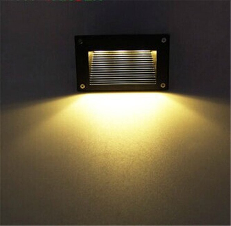 IP67 Waterproof outdoor Wall Corner led Lamp Embedded Corridor Lights Stair Steps Lighting 5W Footlight led landscape lamp