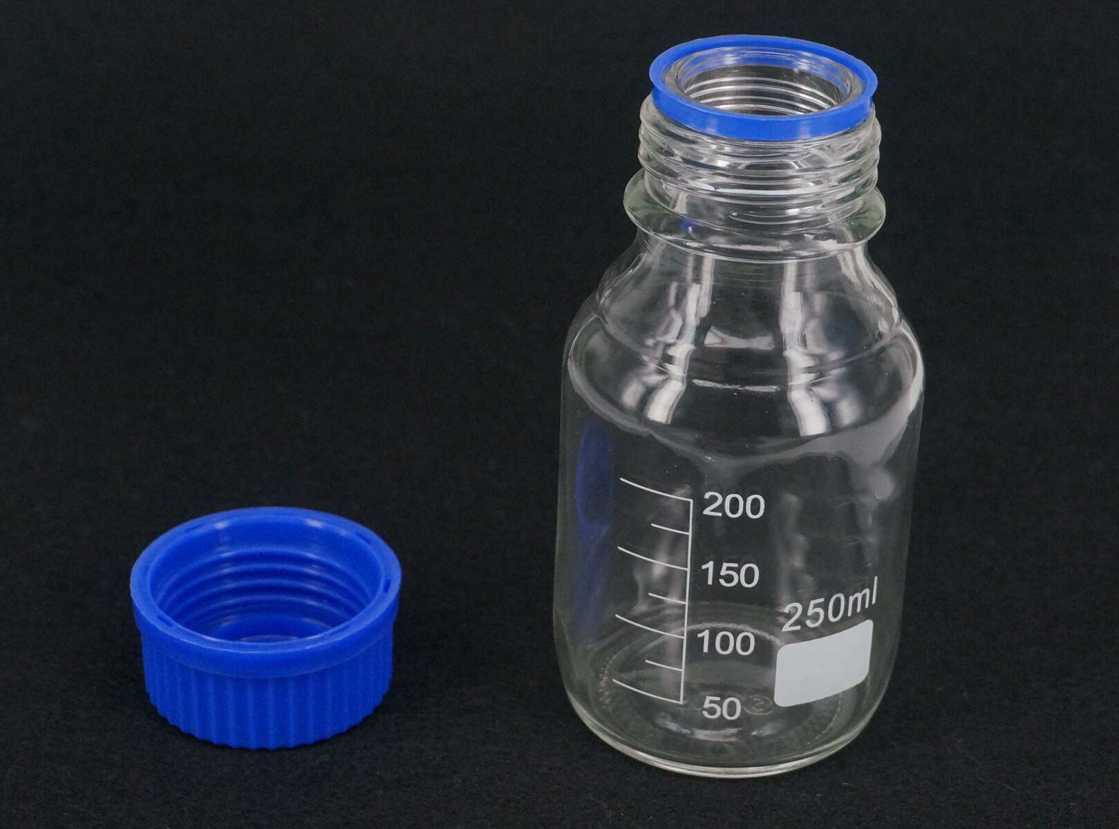 250ml Graduated Round Glass Reagent Bottle Blue Screw Cap Screw On Cover Graduation Sample Vials Plastic Lid