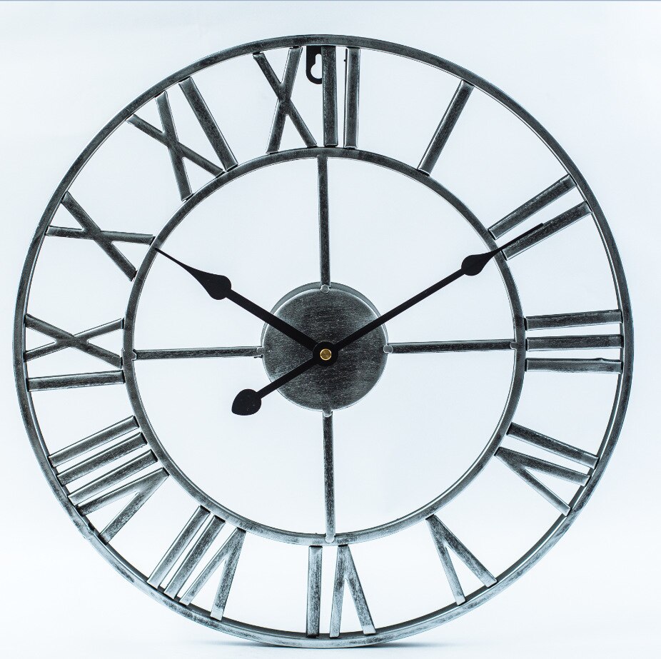 16 inch Dia Large Metal Decoration Wall Clock With Roman Numerals: Silver