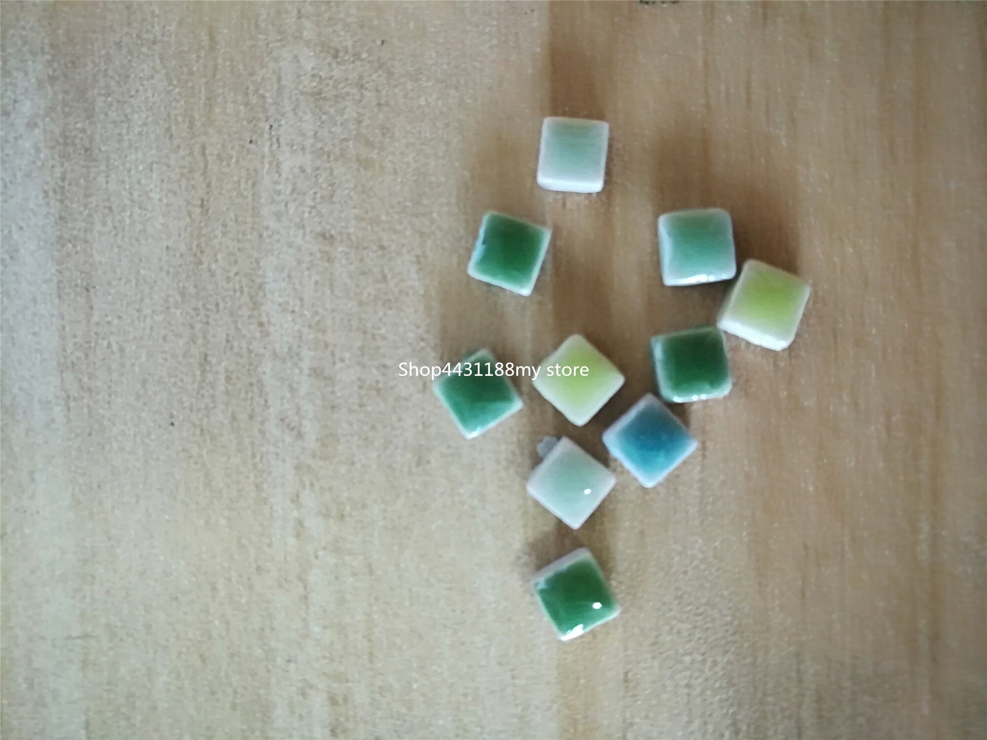 100g(560 stk) ultra mini fliser 5*5*3.5mm blandede farger keramiske mosaikkfliser til diy håndverk mosaikkmateriale: Farge 3