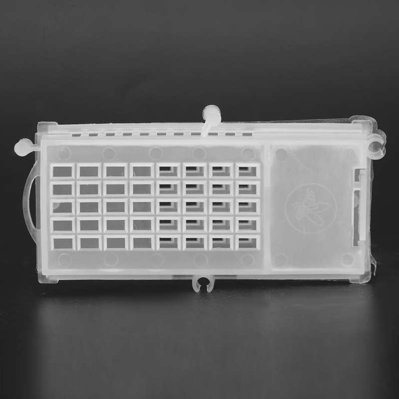Bee Box Multi‑aperture Transparent Beekeeper Equipment Plastic Bee Cage for Beekeepers Manor