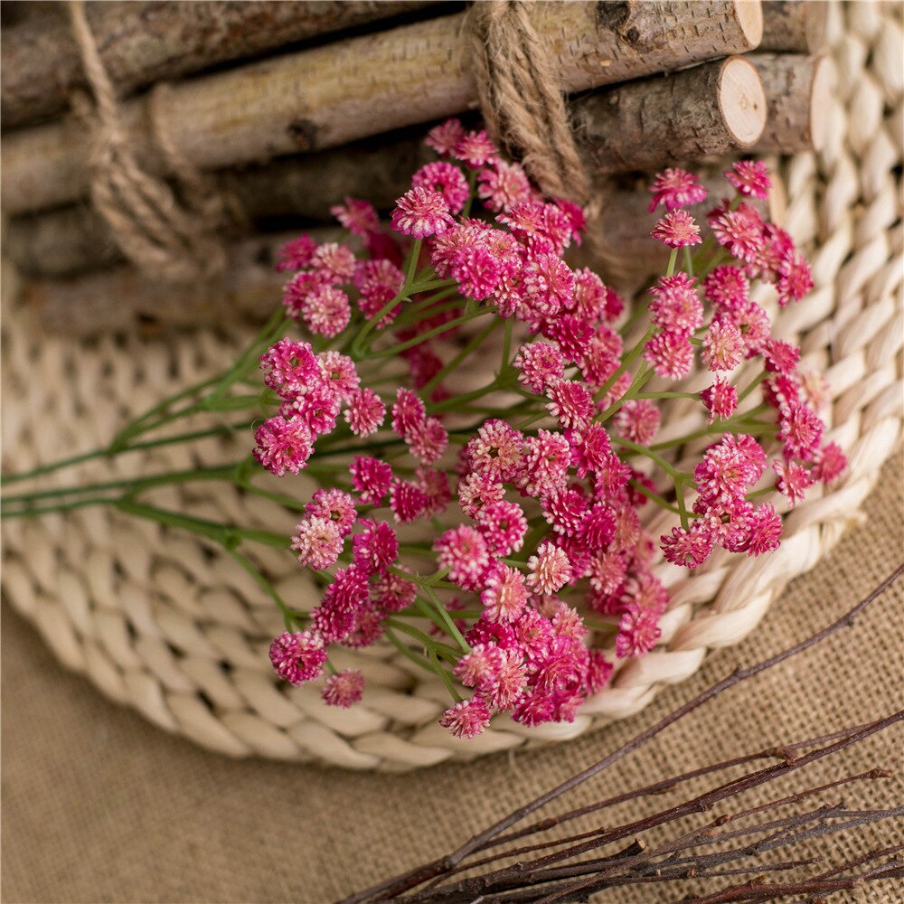 135 mini hoveder ægte følelse kunstig gypsophila bryllup dekoration fødselsdag gør det selv foto rekvisitter plast pu blomsterkrans: Rød