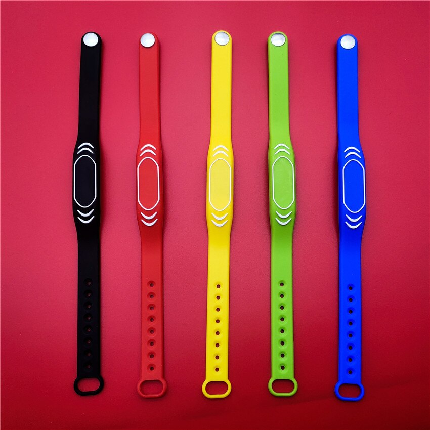 Rfid Polsbandjes EM4100 125Khz Lezen Siliconen Armband Verstelbare Zwembad Toegangscontrole Kaart 1Pcs Kan Niet Schrijven