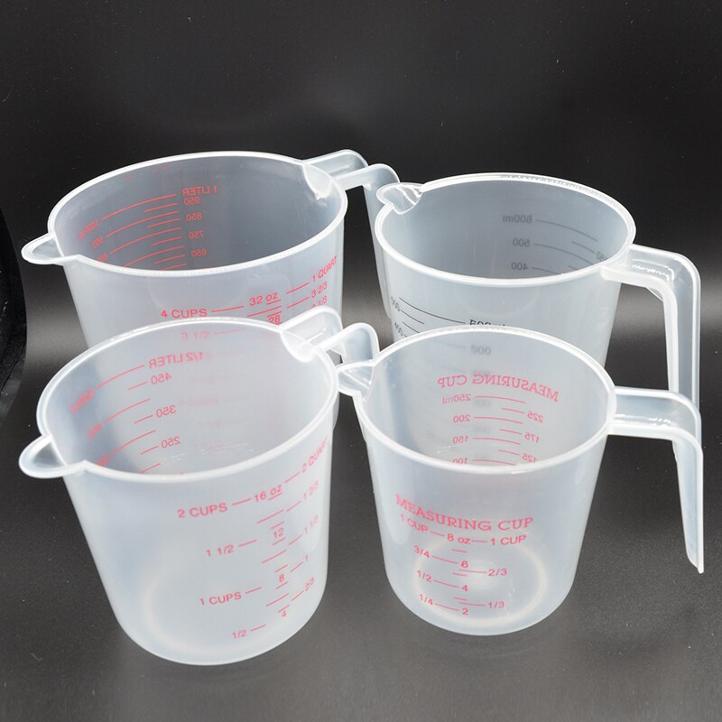 Baking Tool Metering Cup Graduated Pour Spout Plastic Visual Scale Measuring Cup 250/500/1000ML with graduated Kitchen