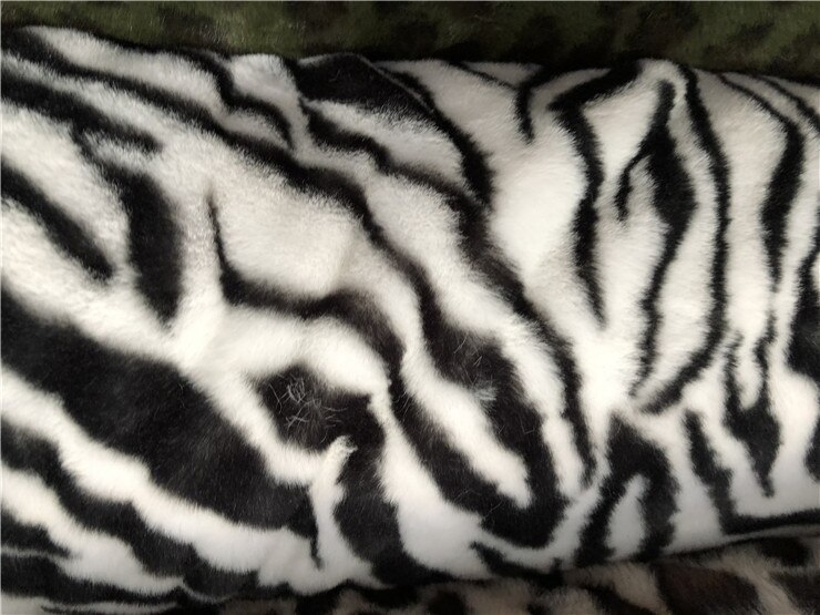 2Cm Luipaard Zebra Print Kunstmatige Pluche Bont Stof Diy Naaien Materialen Imitatie Faux Fur Stof Voor Kledingstuk Speelgoed 50x170cm: Bai Banma P version