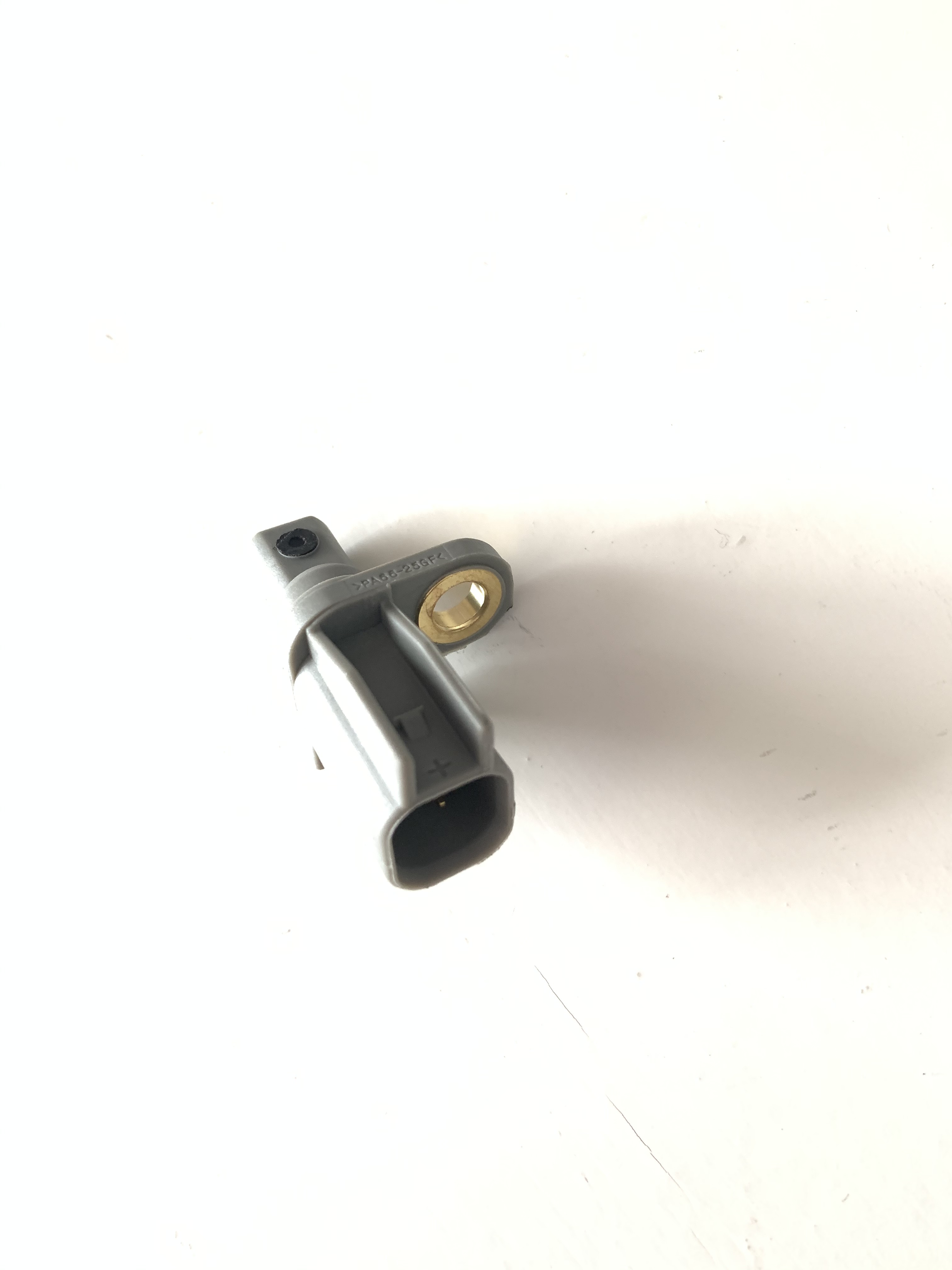 Pyörän nopeusanturi abs anturi ford focus  mk3 c- max kuga transit volvo  av6 t 2 b 372eb av6t-2 b 372- eb