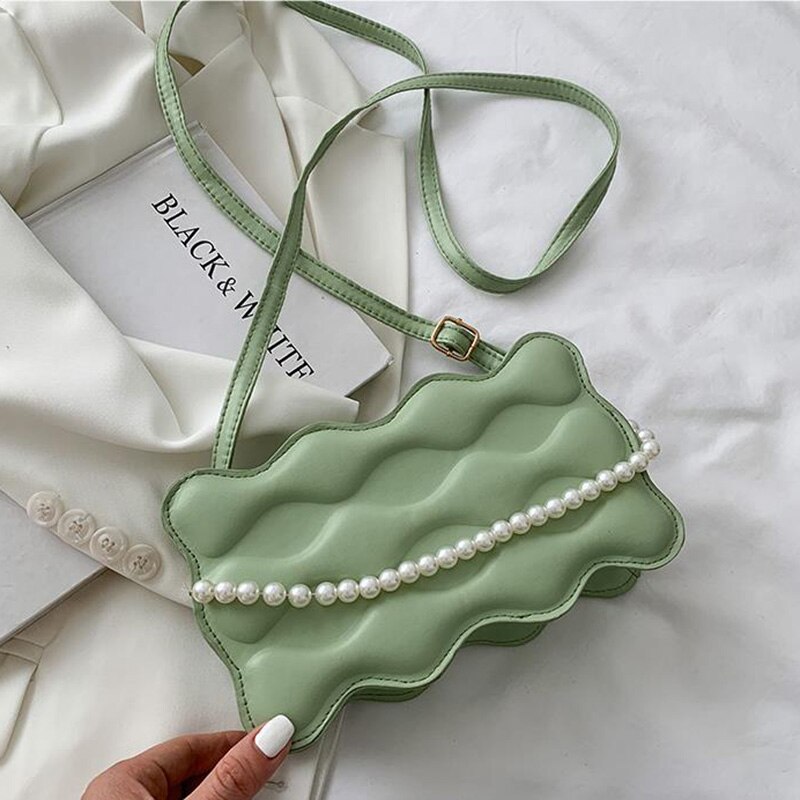 Neue lässig Umhängetaschen für Frauen Schulter Taschen Damen Handtaschen Pu Leder Wellenförmige Perle Kette Bote Taschen