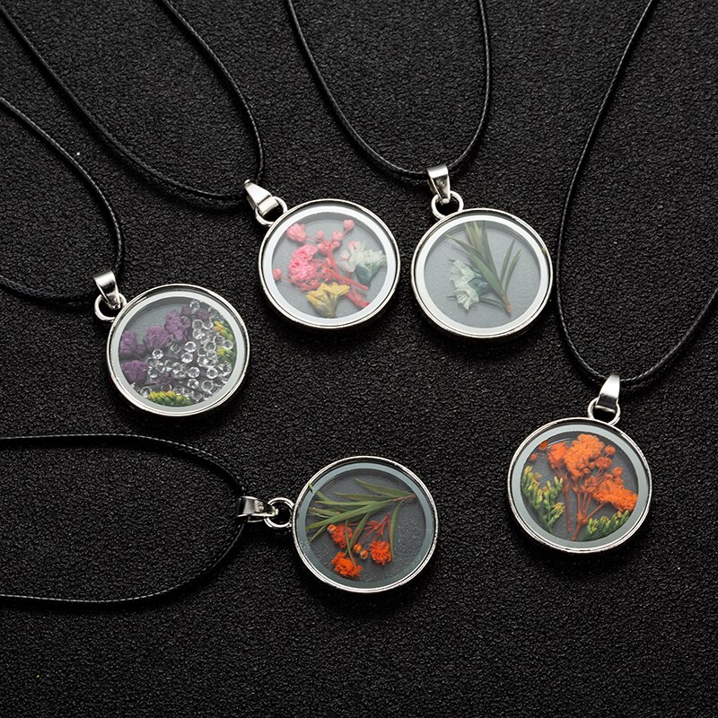 Real Natural Dried Flower Necklace Round Glass Pendant Necklace For Women Jewelry Mother's Day