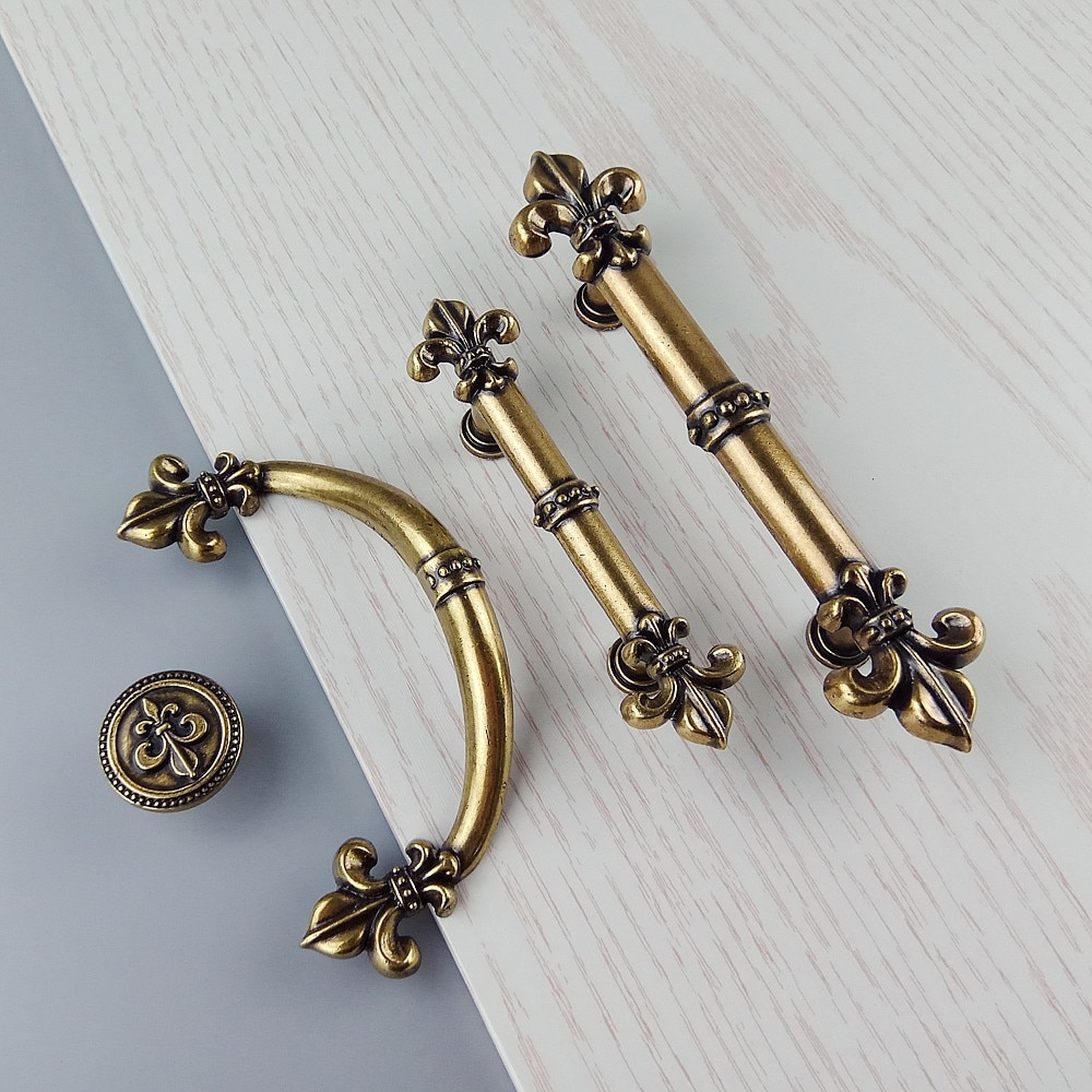 European Bronze Furniture Hardware Handles Kitchen Cabinets Sliding Door Round Knobs Drawer Wardrobe Cupboard Push Pull Handle