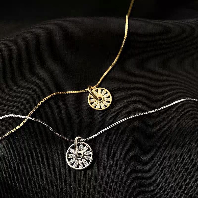 925 sterling sølv skelet rundt kompas vedhæng halskæde med lys luksus zirkon kraveben kæde til kvinder smykker