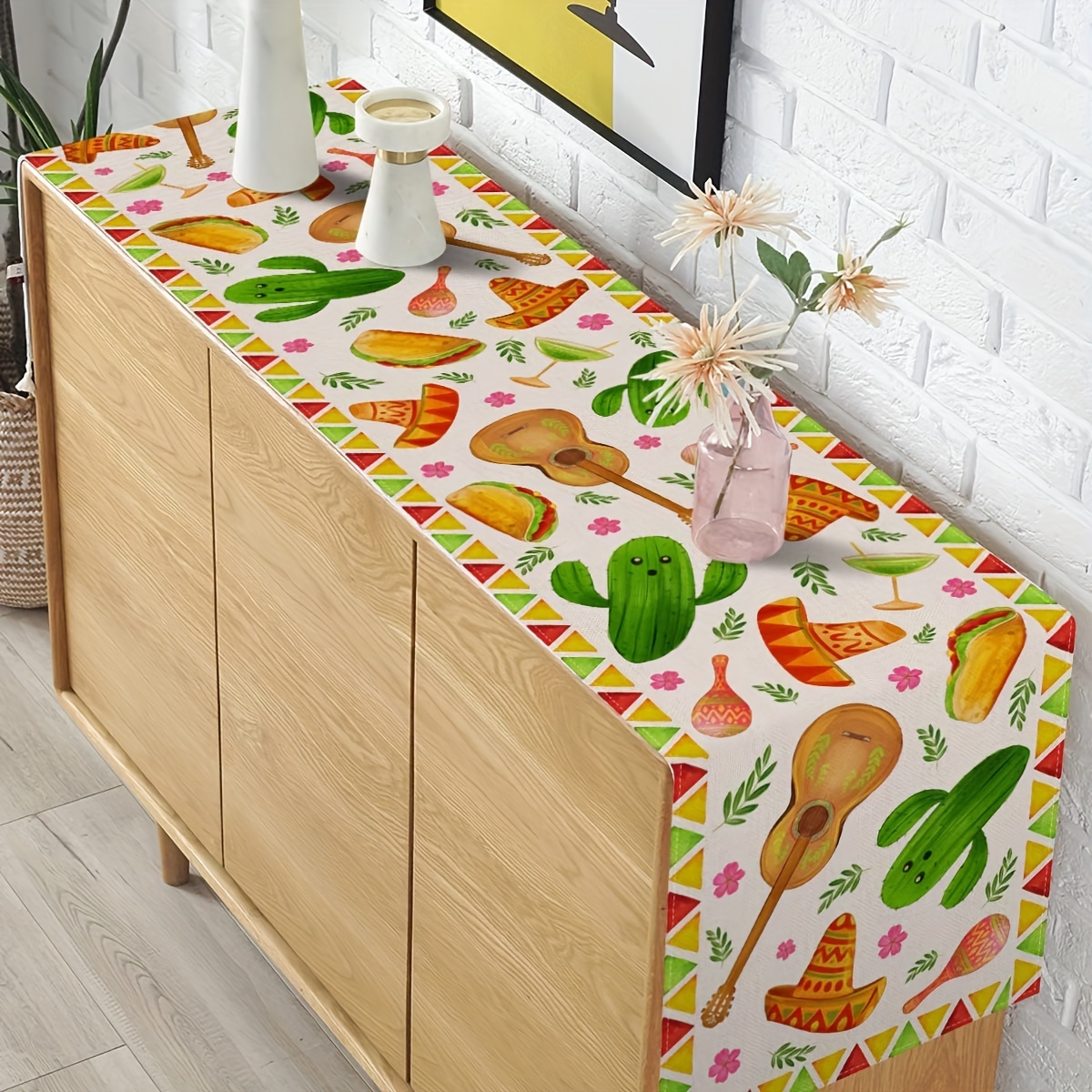 1 pc löpare i linnetyg med cinco de mayo-tema, perfekt för fester vid köksbordet och en livfull, festlig mexikansk stil.