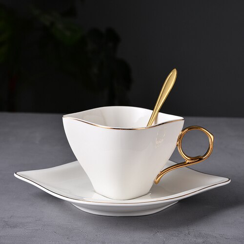 Scandinavische Stijl Keramische Kopje Thee Set Gebruiksvoorwerp Eenvoudige Moderne Witte Bruiloft Koffie Mate Cup Set Royal Gold Velg Xicaras Drinkware EB50BD: white