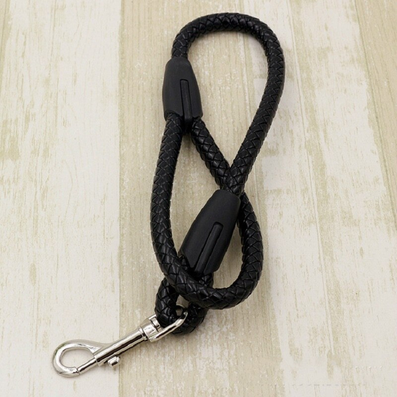 Nowy PU Skórzany splot średnich i smycz dla dużego psa krótkim trakcji sznur okrągły duży łańcuch dla psa zapobiec szczep dla zwierząt domowych smycze dla psów: czarny