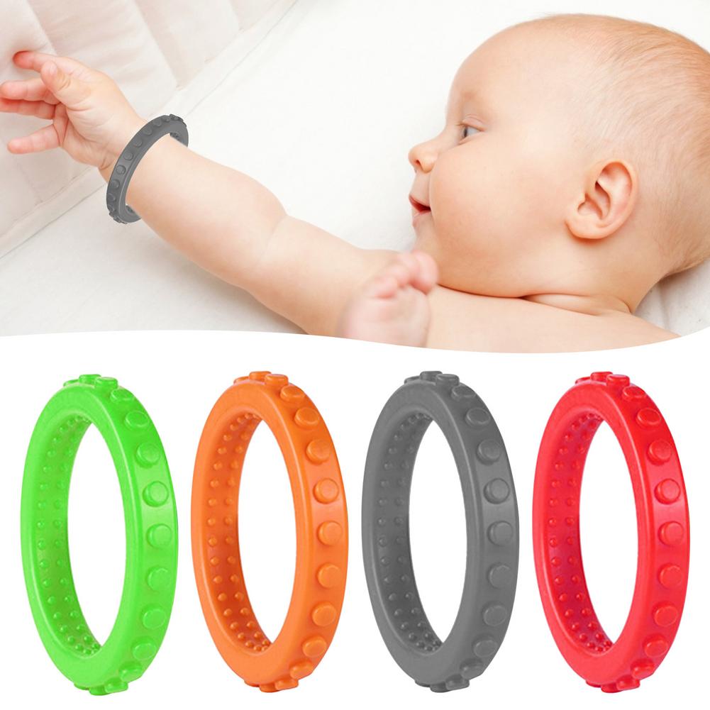 4Pcs Kinderen Siliconen Armbanden Bijtringen Kinderen Siliconen Armbanden Bijtringen Baby Chew Speelgoed Molaire Ringen Baby Molaire Speelgoed