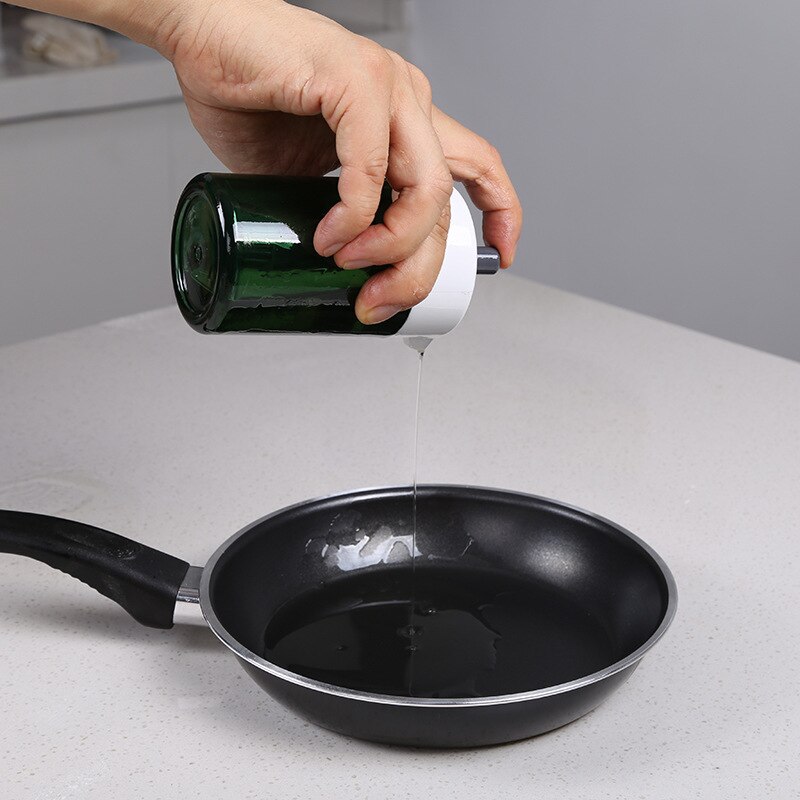 Olieflaskesæt, kontrollerbar mængde oliesprøjtedispenser med rensebørste til bbq salatbagning, køkkenudstyr