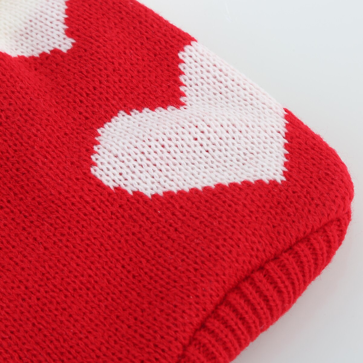 Soft Pet Winter Knitting Comfortable Sweater Dog Clothes Heart Pattern Knitwear For Dog Cat Cute Pattern Pet Knitted Sweater
