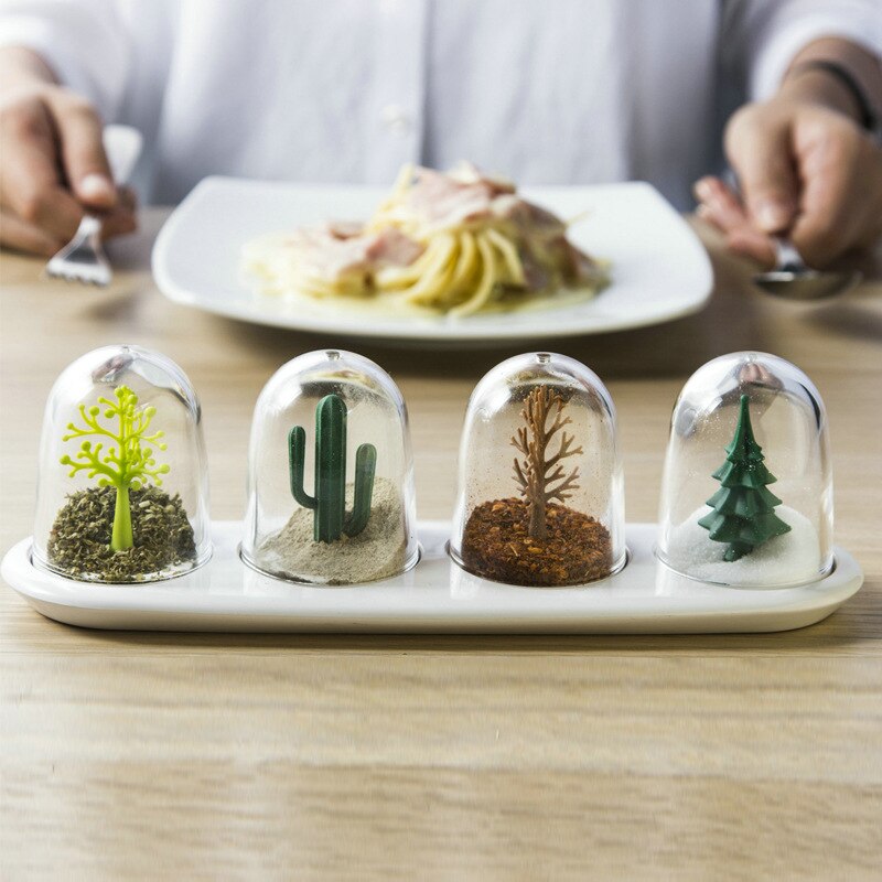 4pcs Kitchen Supplies Four Seasons Plant Spice Jar Animals Seasoning Bottle Salt Sugar Pepper Shaker Cook Tool