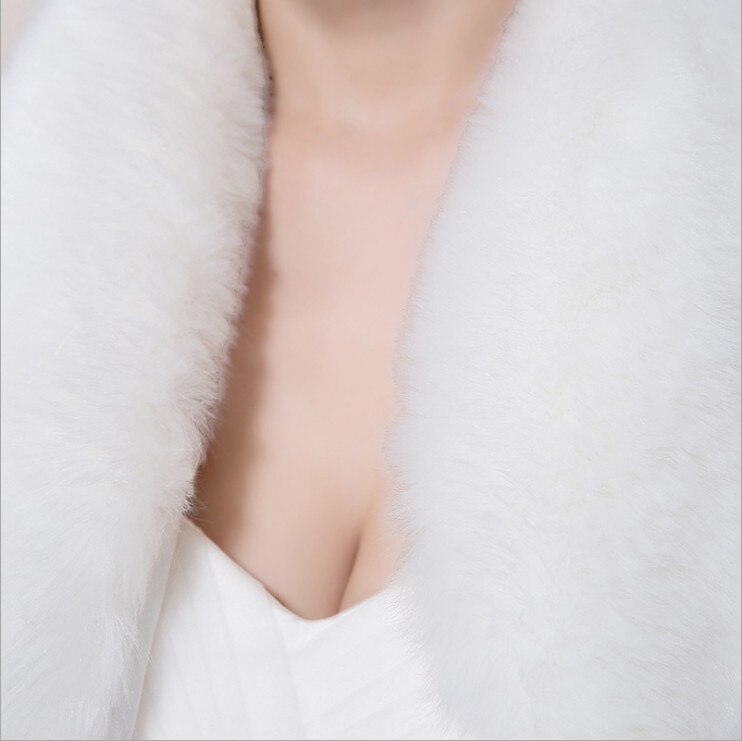 Wedding Accessories Faux Fur Bolero Long Sleeves Ivory Wedding Jackets Winter Warm Coats Bride Wedding Coat