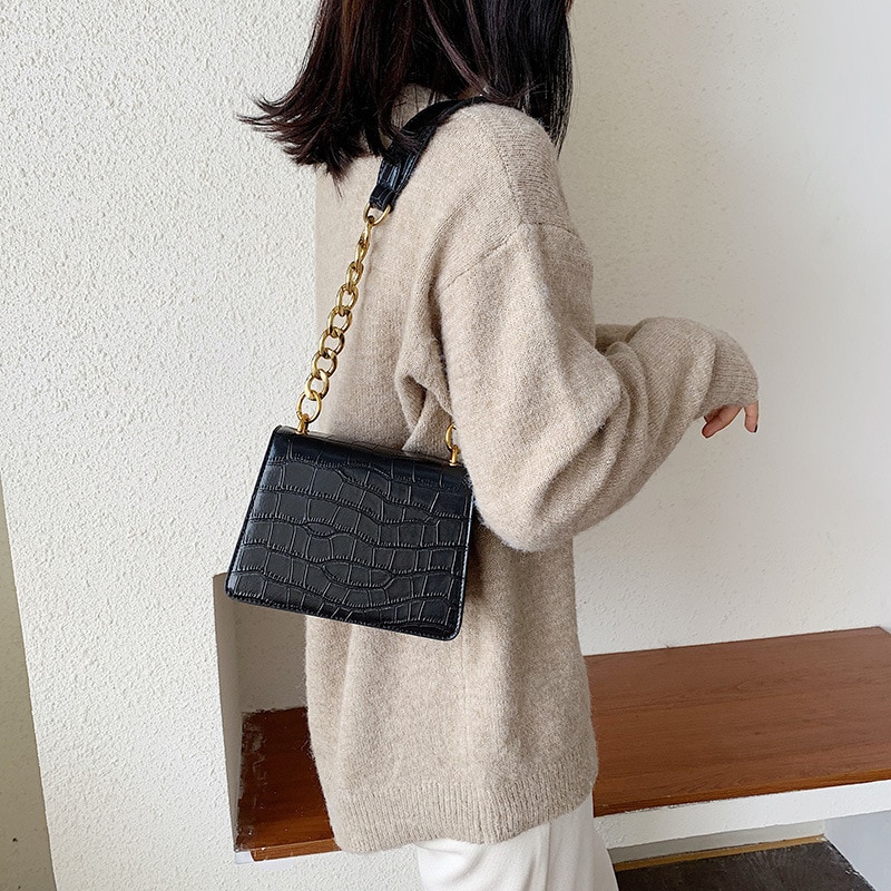 Sacs à bandoulière Dames Élégantes Rabat PU Lettre Chaînes Sangle Sac À Main Femme Fourre-Tout Sacs À Main pour Femmes Décontracté Sacs À Bandoulière