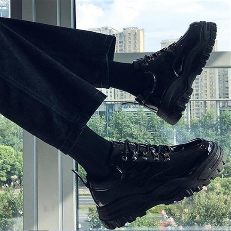 Herre sneakers platform forår sko til mænd chunky sneakers sort åndbar behagelig