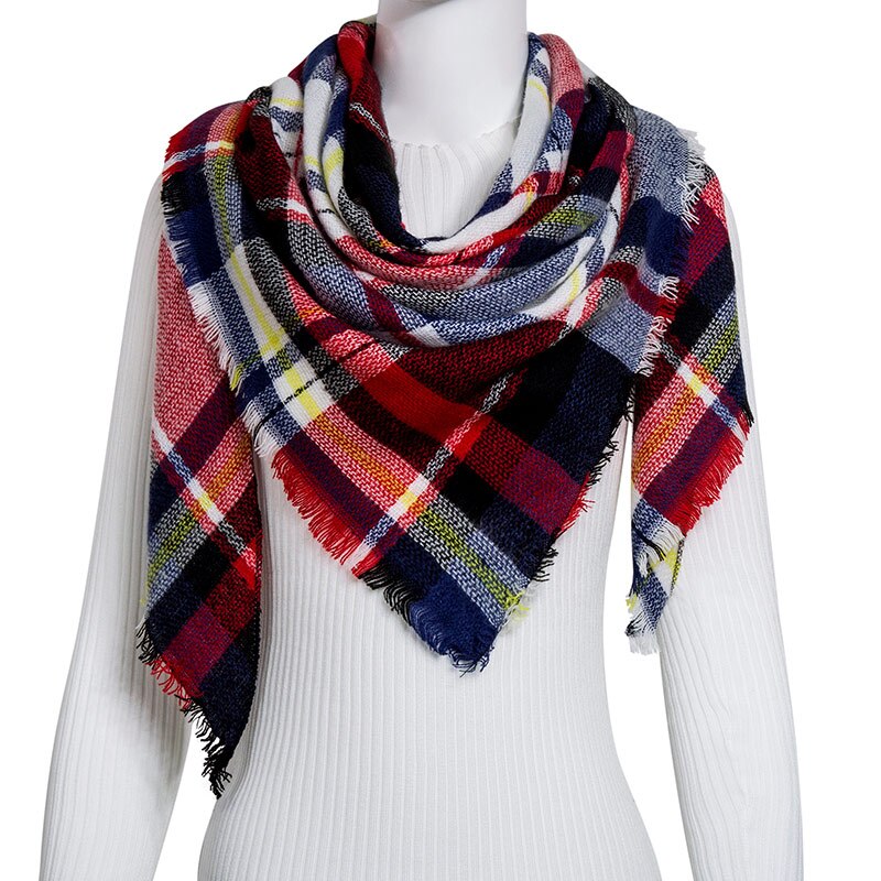 Evrfelan femmes écharpe de hiver foulards femme cou porter Plaid bufanda Triangle forme écharpe: C12
