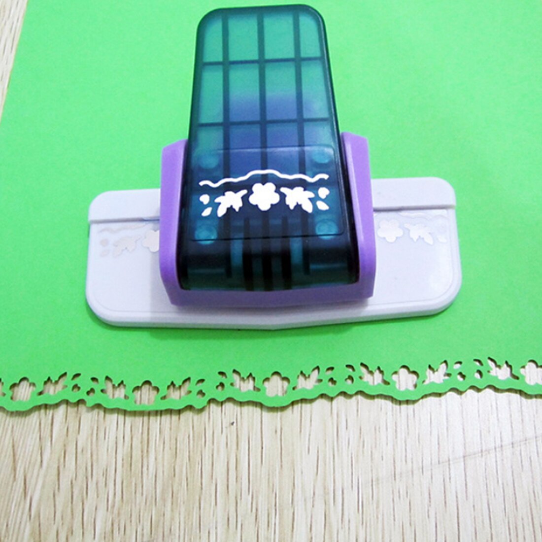 Punch scrapbooking handmade edge device DIY paper cutter craft Handmade fancy border punch S flower embossing