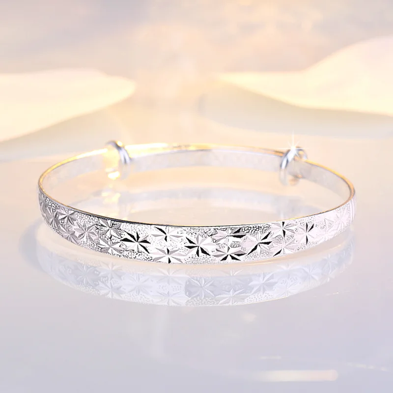 Fijne 925 originele romantische gipskruid sterrenarmbanden van sterling zilver voor dames, perfect als feest- of bruiloftsaccessoires.